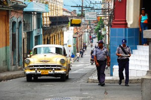 Santiago-de-Cuba-street-Vibragiel-